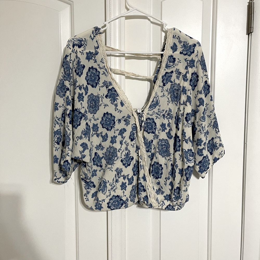 Love stitch blouse